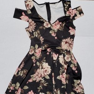 Charlotte Russe floral Dress Size S